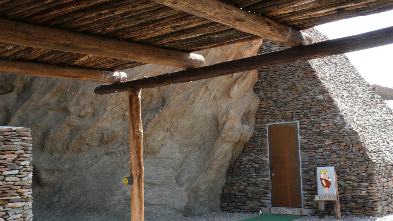 Rooiklip Camp Flintstone Apartamento Exterior foto