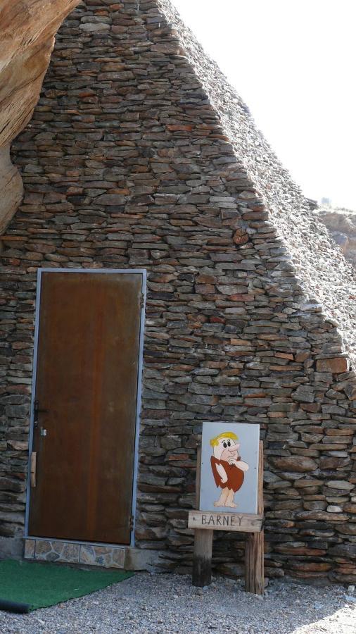 Rooiklip Camp Flintstone Apartamento Exterior foto